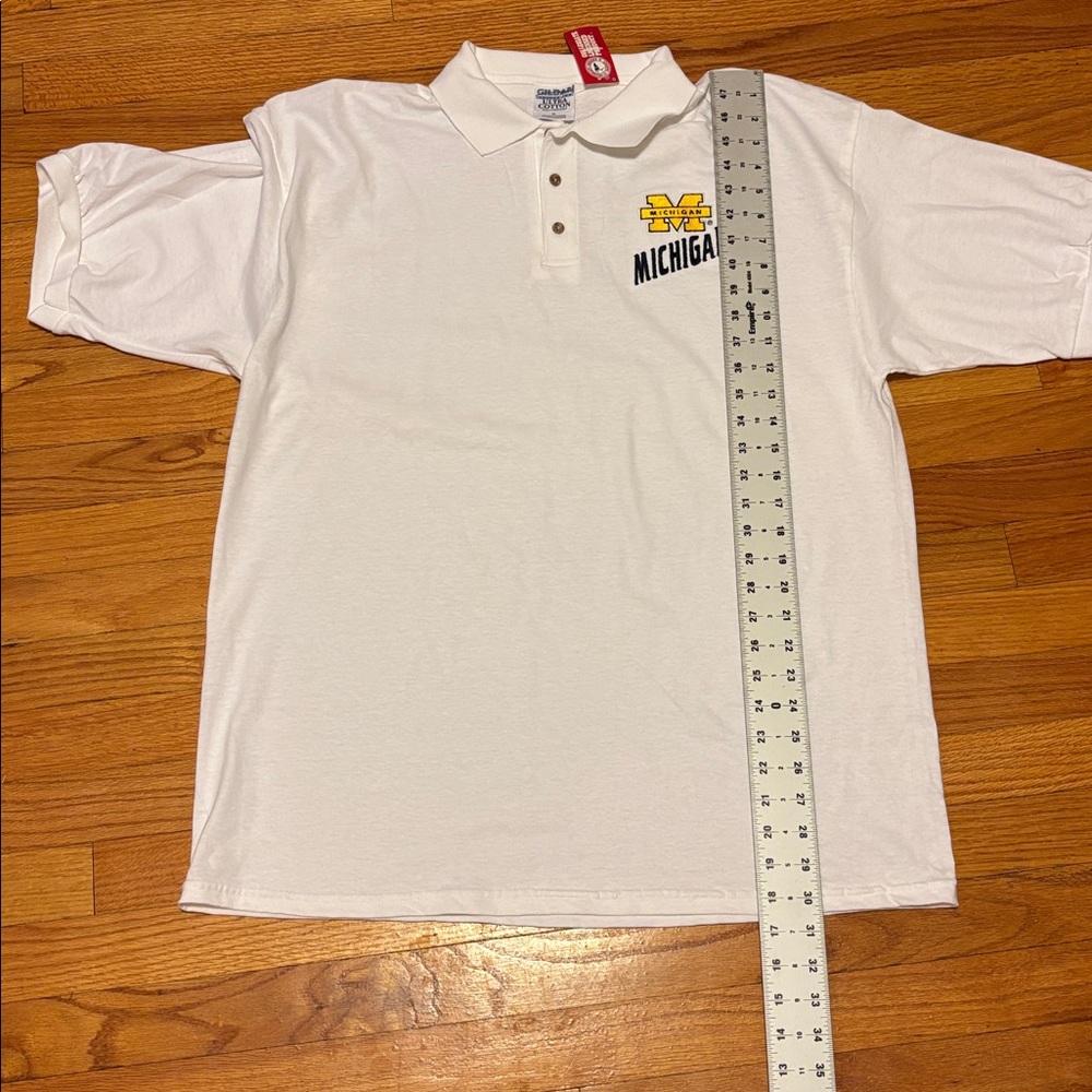 NWT University of Michigan Polo Shirt - White Gildan Size XL - Picture 4 of 6